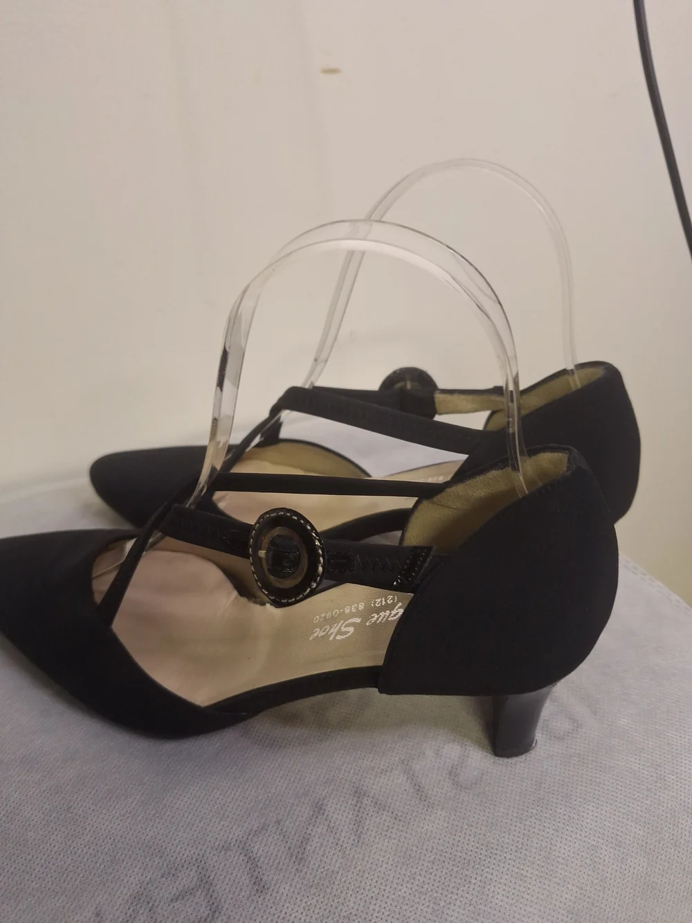 Classique Black Crisscross Strap Heels Size 6.5 Or 36